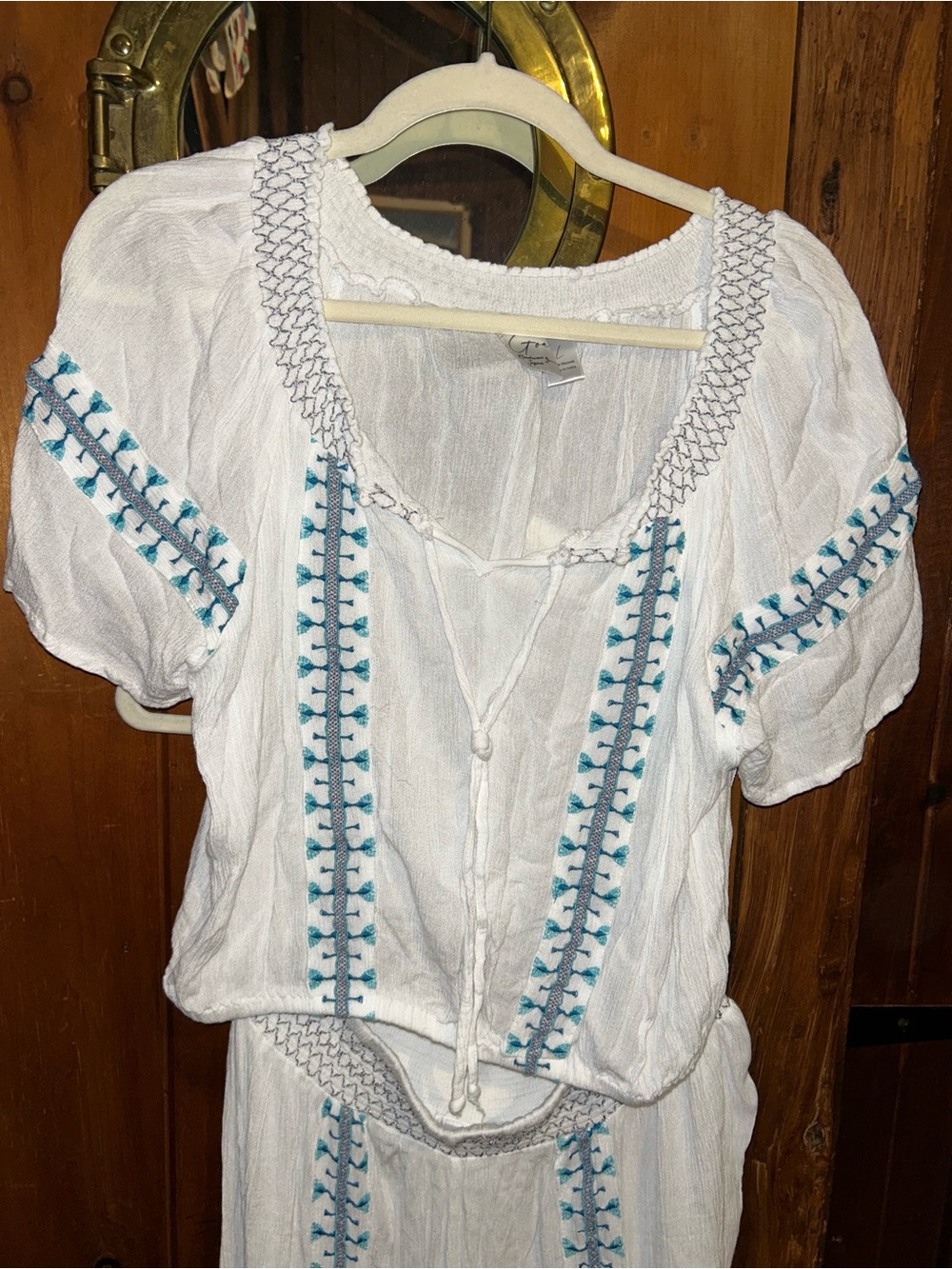 Japna White Two-Piece Resortwear with Teal Embroidery